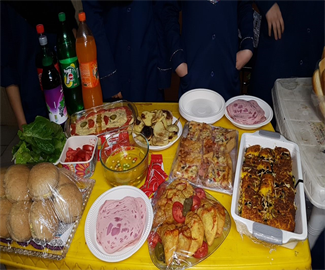 روز دانش آموزو جشنواره غذایی